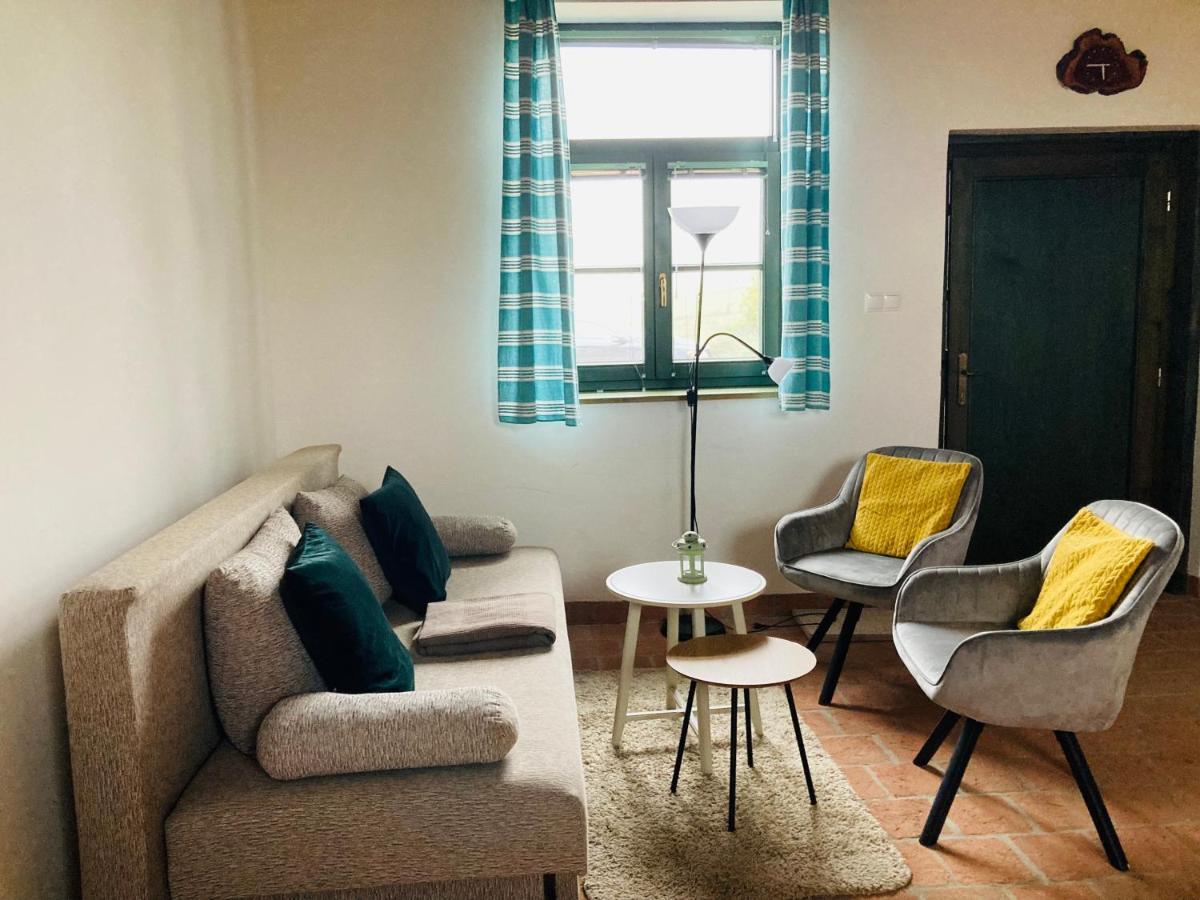 Edenkert Vendeghazak Hotel Pécsvárad Buitenkant foto