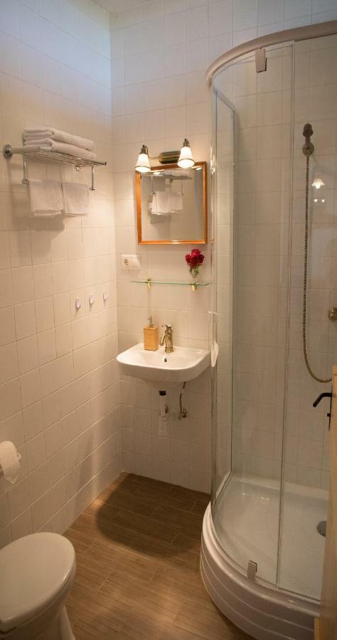 Edenkert Vendeghazak Hotel Pécsvárad Buitenkant foto